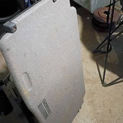 PT Cruiser  Rear Shelf/Table/Divider