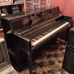 Wurlitzer Piano For Sale $100