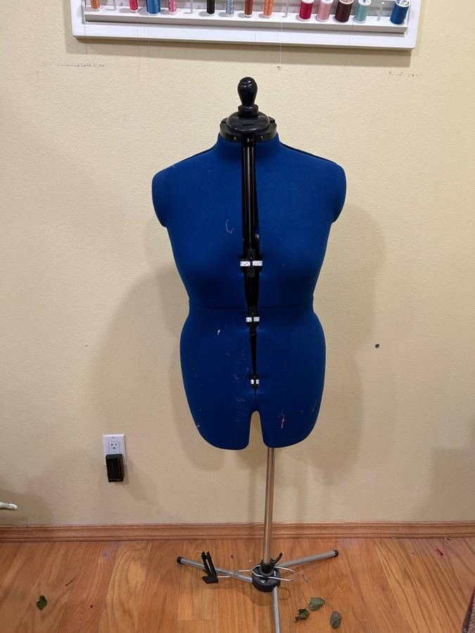 Medium Sewing Mannequin