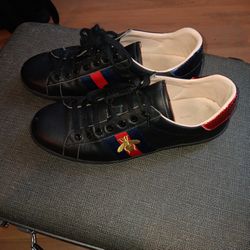 Mens Gucci Sneakers, Black Leather. 10.5 Size