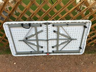 4ft Folding Table
