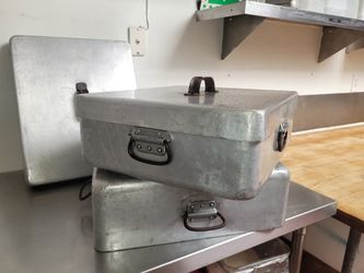 Volrath Roasting Pan w/ Lid