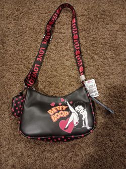 New Betty poop purse w tags 15.00
