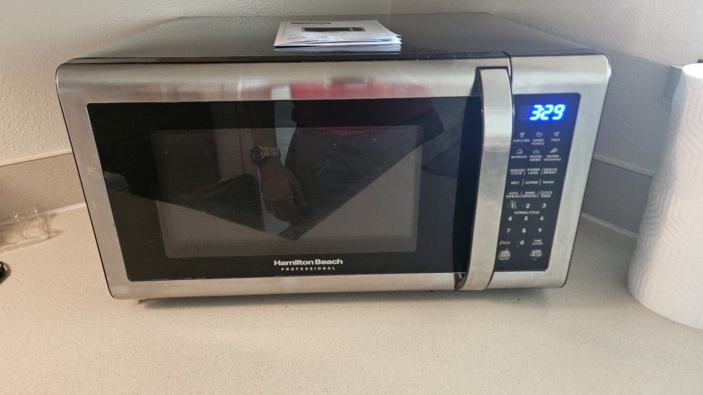 Hamilton Beach Microwave