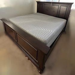 King Bedroom Set Without Mattress