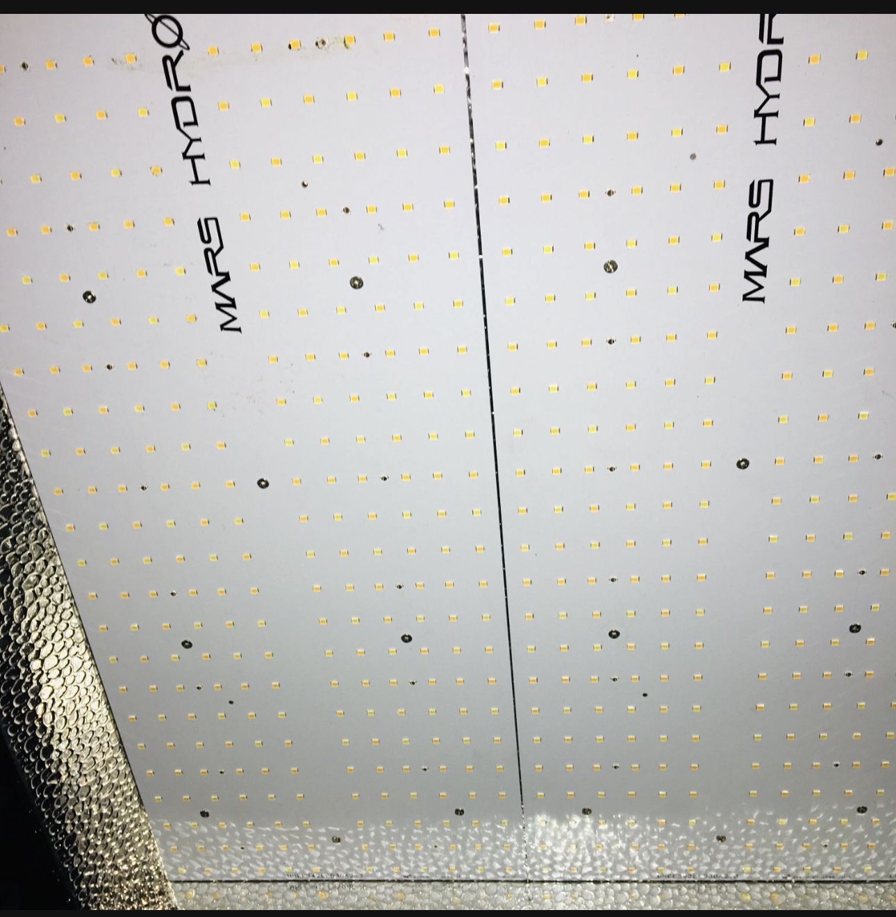 2-MARS HYDRO TSW 2000 LED GROW LIGHTS-Like NEW