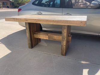 Gorgeous West Elm Emmerson 62” Solid Reclaimed Wood Dining Table