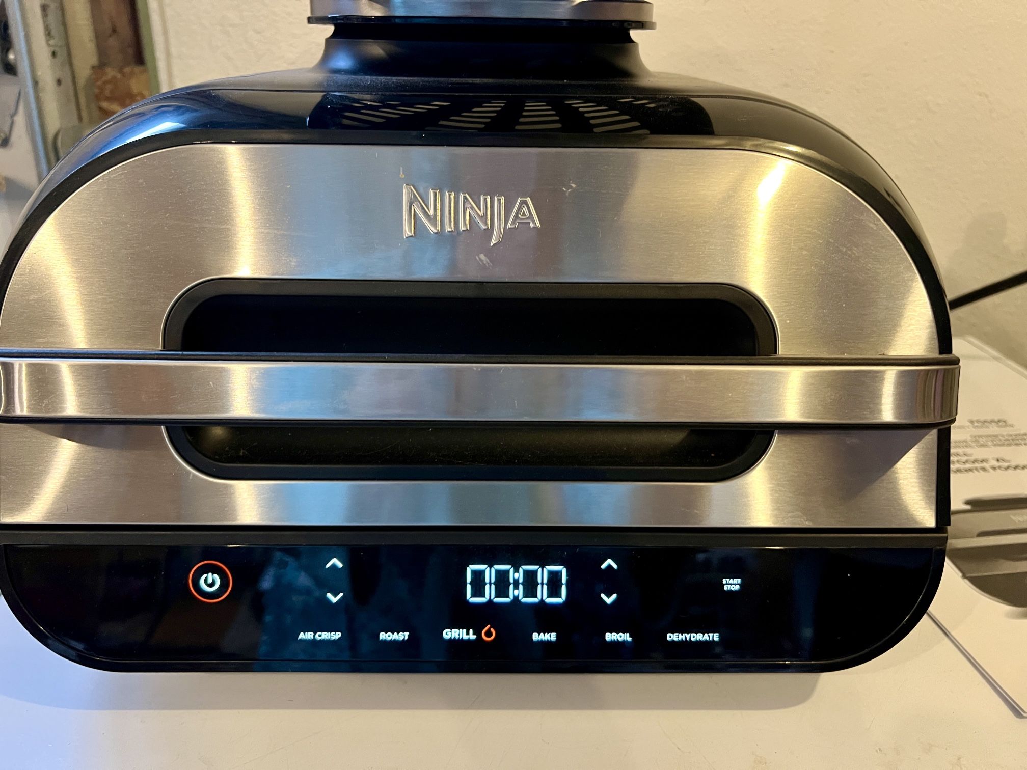ninja foodi XL 5-in-1 indoor grill 4 quart air fryer FG550