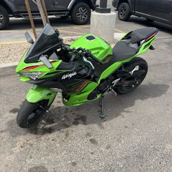 2023 Ninja 400