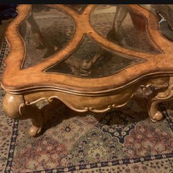 6 Piece Living Room Set Selling To Highest Bidder