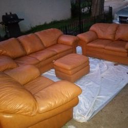 4 Piece Haverty's Leather Tan Living Room Set 