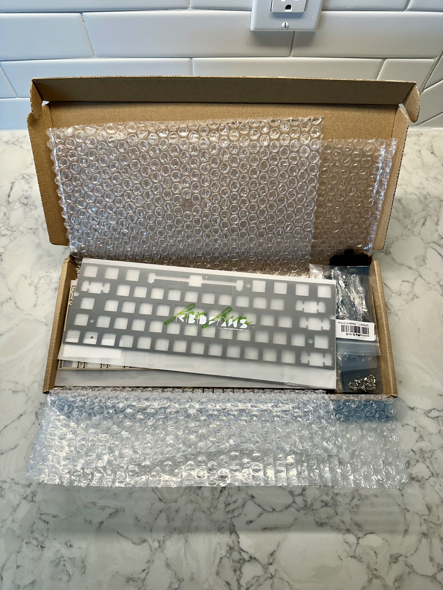 Wooting 60HE + Full Modding Kit with foam and 4 plates carbon, FR4, Alum, Silicone - NEW !