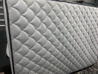 FULL SIZE MATTRESS