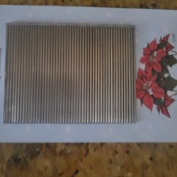 Staples 2 1/2 Inches 