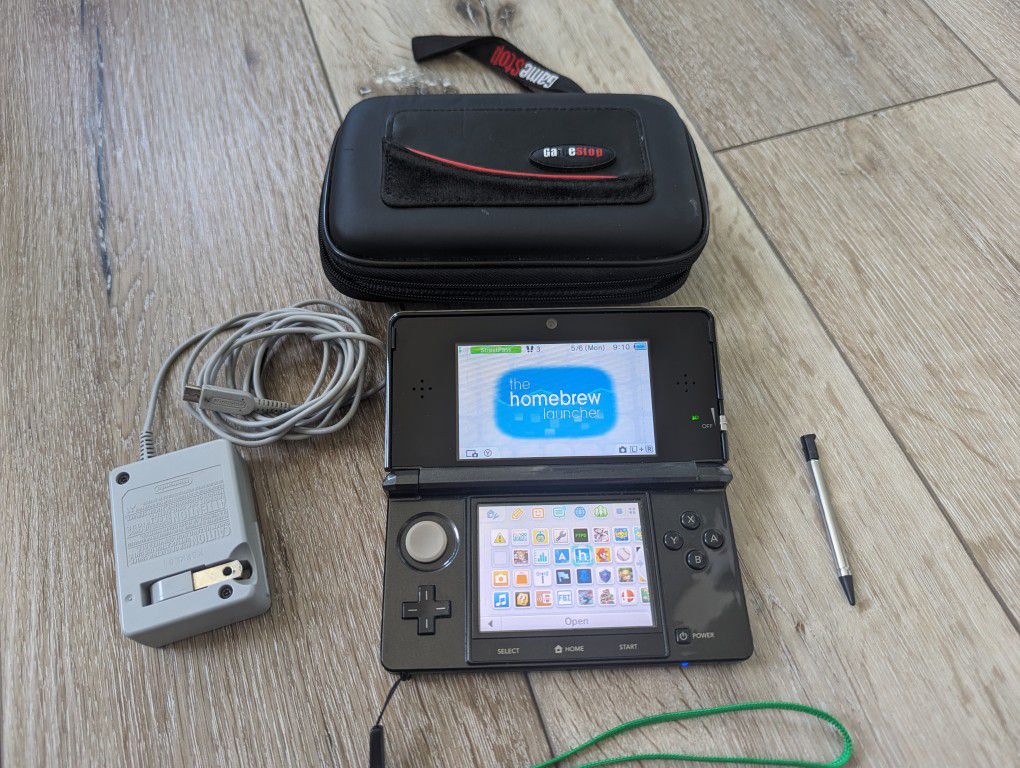 3DS System with TONS of Games (Mario, Pokemon, Zelda, Lego Etc)