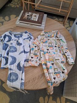 boys pajamas Size 6