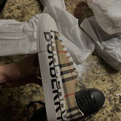 Burberry shoes size 11.5