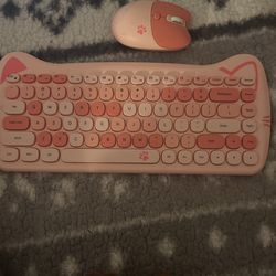 Hello Kitty Keyboard & Mouse