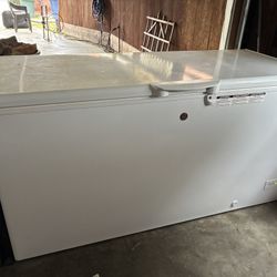 GE Deep Freezer With Manual, Keys, Ice Scraper.