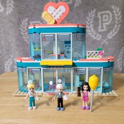 Lego Friends Hospital