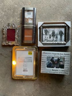 **LOT** Picture Frames