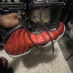 Nike Foamposite Size 9
