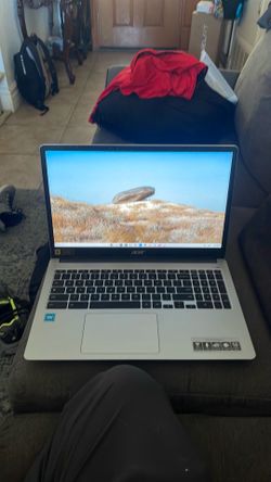 Acer Crome book 315  full hd 15.6