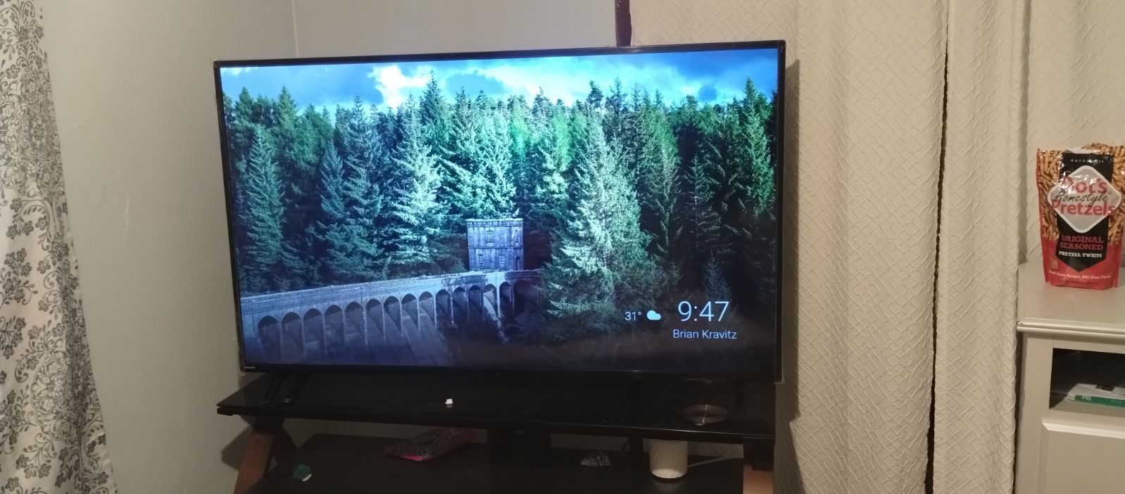 65" 4K PHILLIPS SMART TV