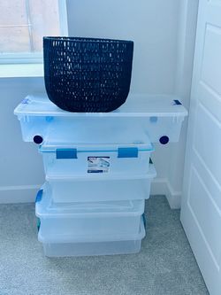 Clear Storage Cleaners and Blanket Holder