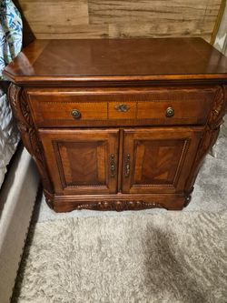 Ornate Wood Nightstand with Drawer and Cabinet