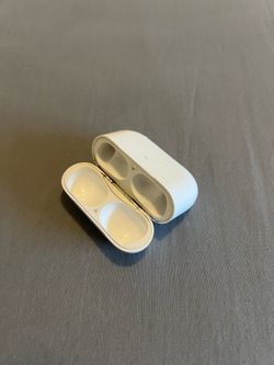 Apple AirPods Pro 1 Charging Case Only
