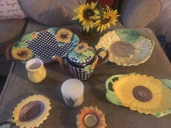 Sunflowers - 9 piece Sunflower trays, spoon holder, candle holder, used for a Sunflower Shower