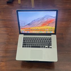 Apple MacBook Pro - i7 16gb RAM Radeon GPU Retina Display *like new” 