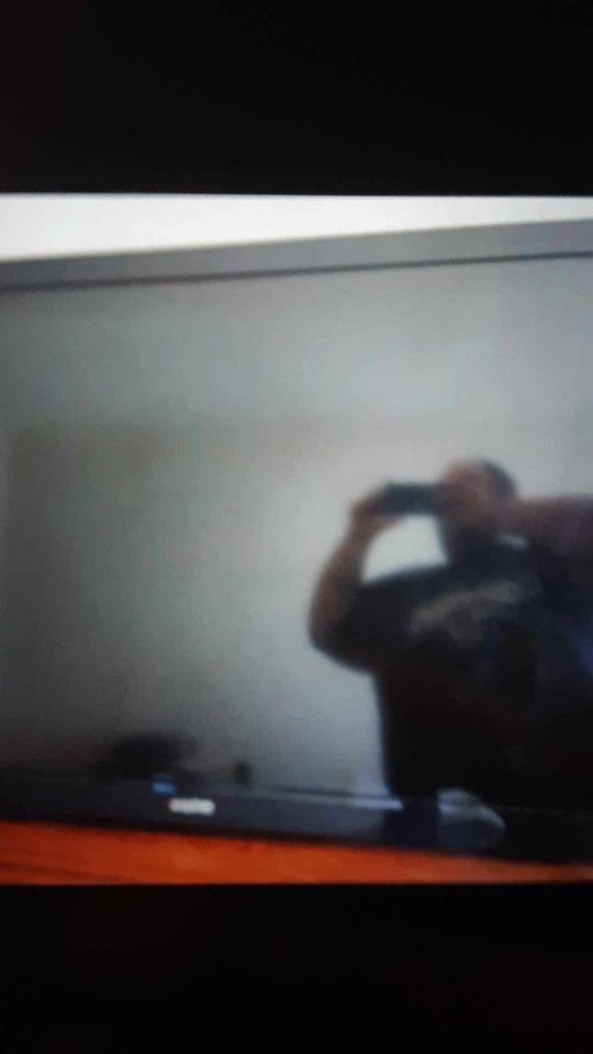 Sanyo Tv Needs A Stand Make Offers 