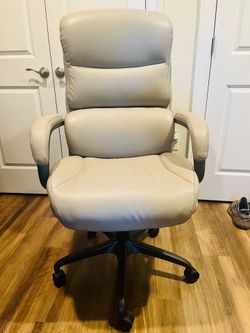 Gray Leather Office Chair with Armrests