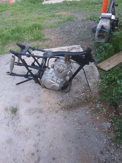 76 C b360 Honda engine and frame