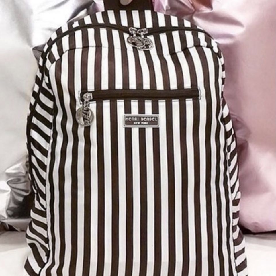 Henri Bendel Packable Backpack Zip Around for Sale in Murrieta CA OfferUp
