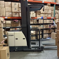 Order Picker/ Forklift