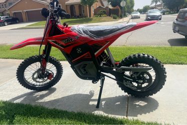 EM5 Electric Dirt Bike w/Light & Display, Off-Road Motorcycle 3000W 3 Speed Modes (Max 40MPH) 48V