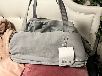 Lulu Lemon duffle 