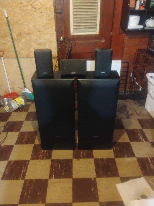 Pioneer Speakers
