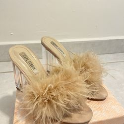 Cute Heels Size 6