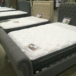 Brand New Queen Mattress In Plastic W