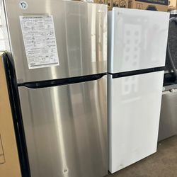 Brand New, Huge, Open-Box Refrigerators $499 Up Now On Sale near
