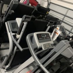 Treadmills 🏃‍♀️ Ellipticals 🏃 Rowing Machines Stationary Bikes 🚴 Weights 🏋️‍♀️ Dumbbells 💪🏻