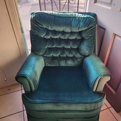 Vintage Tufted Swivel Chair