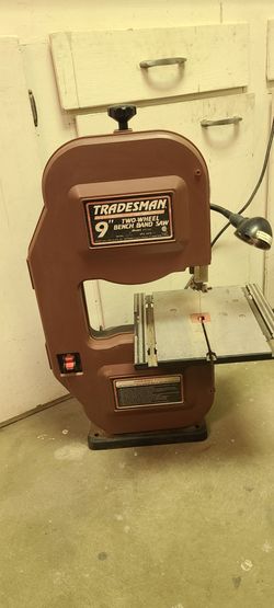 Tradesman 9" Two-Wheel Bench Band Saw