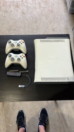 2 360 controllers & Wifi dongle & console