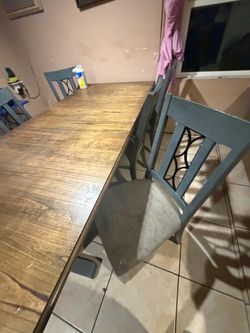 Large table with 7 chairs