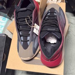 Yeezy 700